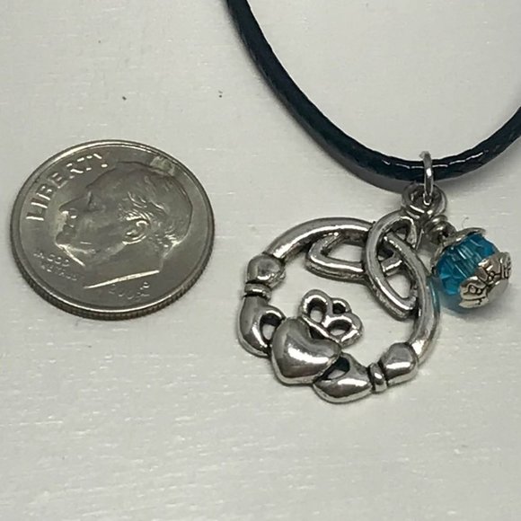 Charmed Claddagh Triquetra Celtic Trinity Knot - Picture 6 of 8